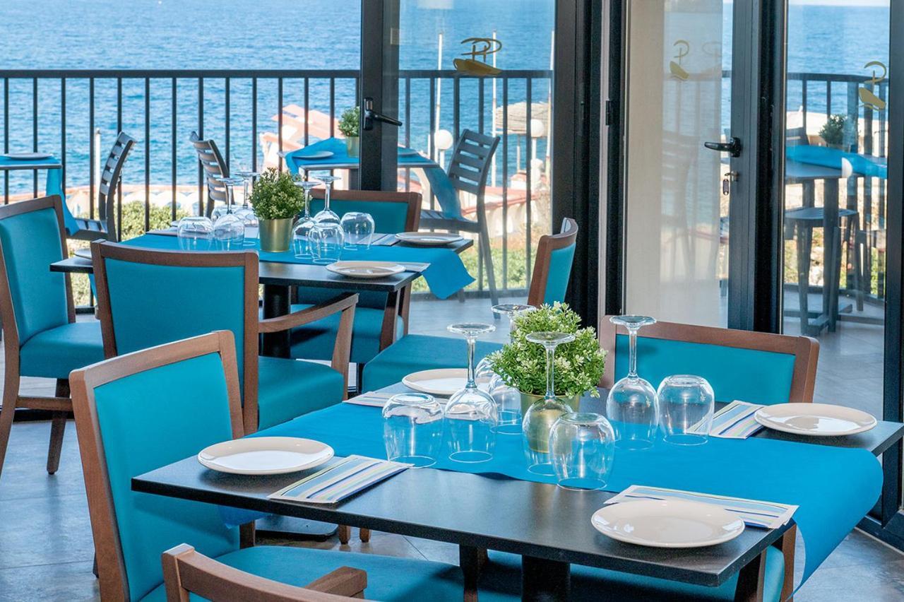 Islet Promenade Seafront Family Apartment With 2 Balconies By Getawaysmalta خليج سانت بول المظهر الخارجي الصورة